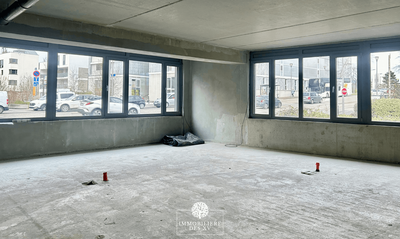 Local commercial de 117,21M2 – 6 rue Alfred Kastler 